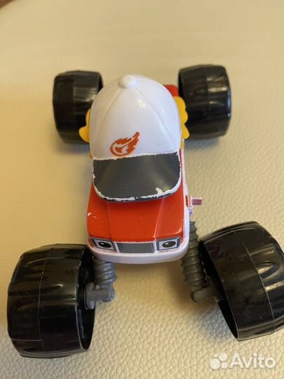 Игрушка машинка из ультфильма Вспыш