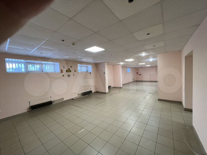 Торговая площадь, 160 м²