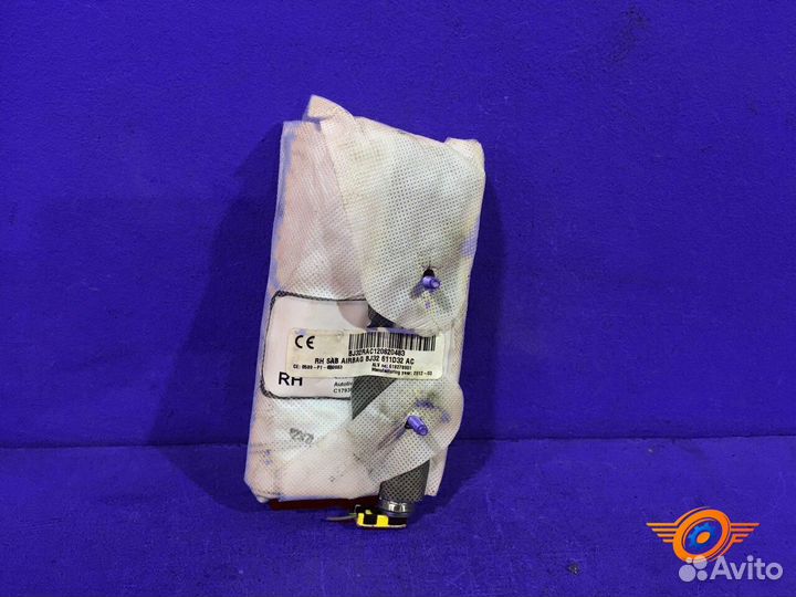 Подушка безопасности боковая передняя правая Land