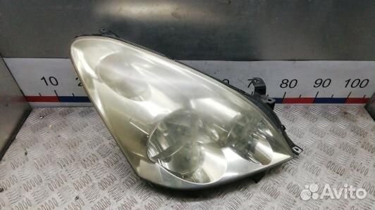 Фара правая toyota corolla verso 2 (BBR03MU01)