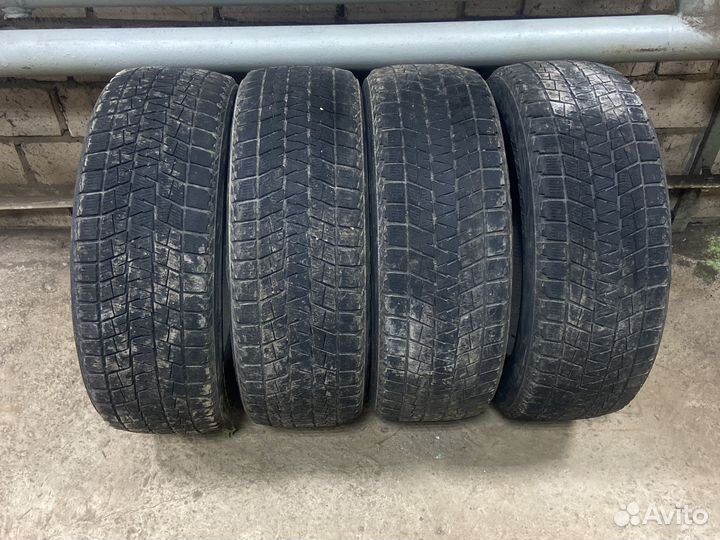 Bridgestone Blizzak DM-V1 225/60 R18 100R