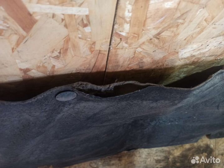 Шумоизоляция капота Chery Tiggo T11