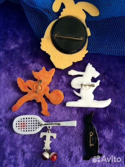 Значки СССР, пластмасс, металл