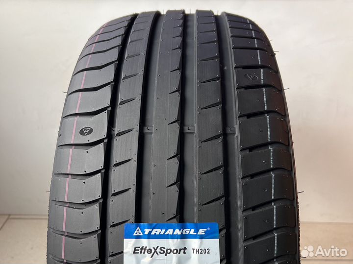 Triangle EffeXSport TH202 255/35 R18 94Y