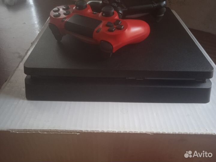 Sony playstation 4 slim