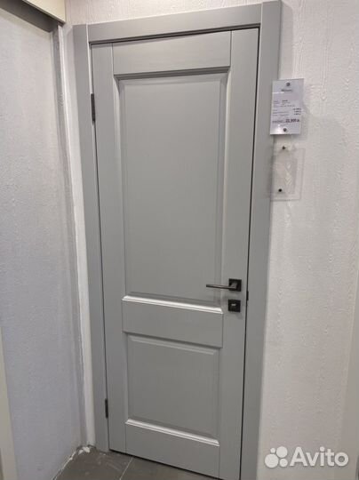 Двери межкомнатные из массива