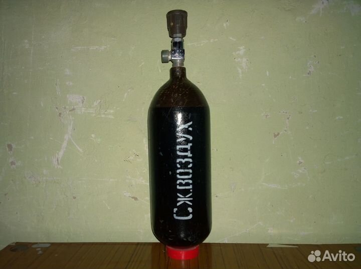 Баллон сжатый воздух