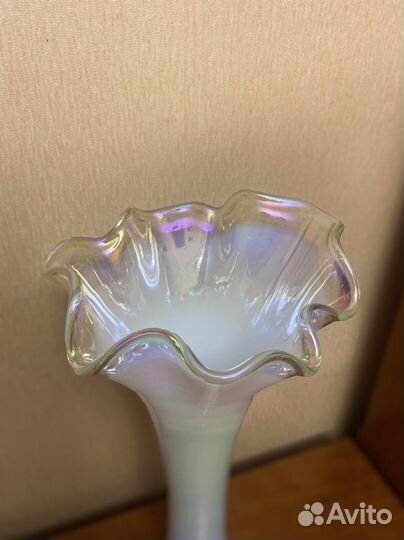 Ваза для цветов, цветное стекло