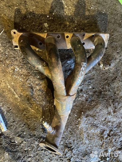 Выпускной коллектор LADA vesta