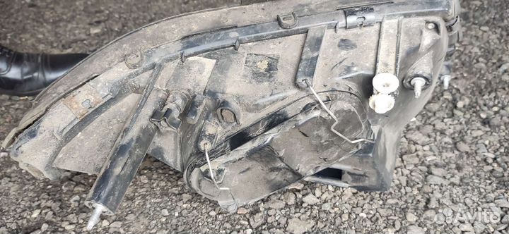 Фара левая на УАЗ Патриот