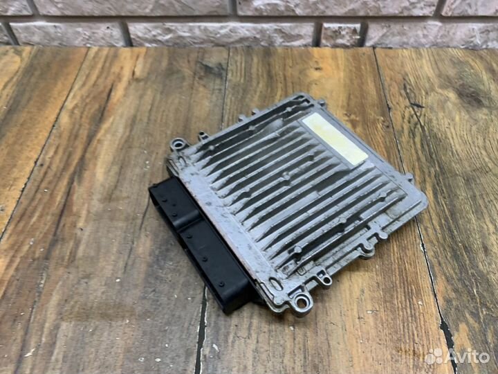 Mercedes Benz CLS W218 Блок управления двигателем