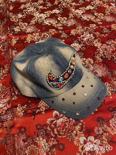 Продаю красивую кепку на девочку