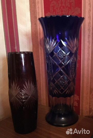 Ваза цветное стекло Красный Май алмазная грань ссс