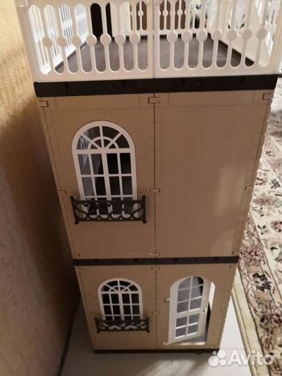 Домик для кукол
