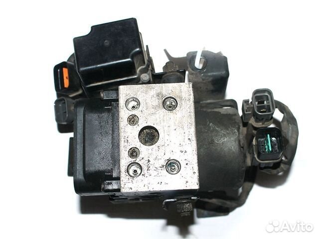 Блок ABS Mitsubishi Pajero 2