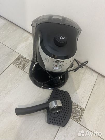 Кофеварка рожковая delonghi