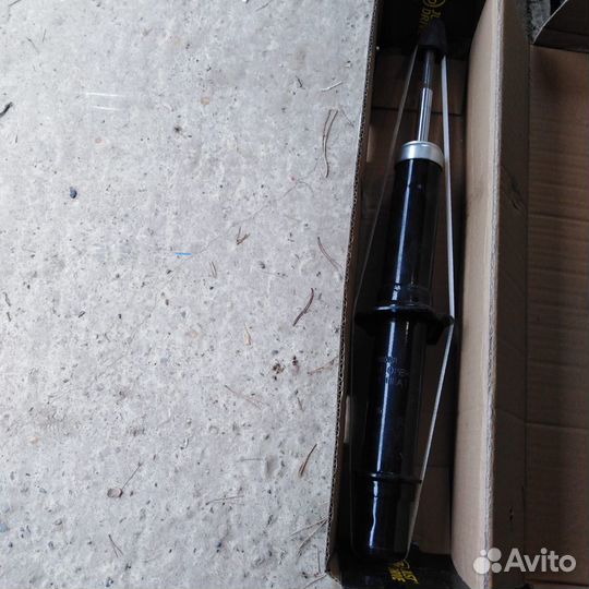 Стойка передняя Honda CR-V RD1