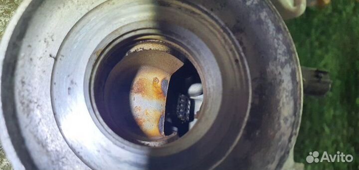 Двигатель Nissan Note E11 HR15 1.5 2010