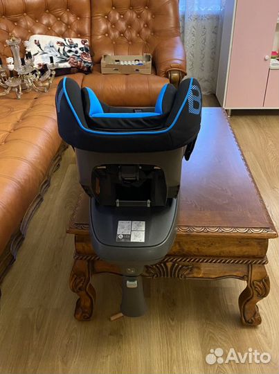 Детское автокресло от 0 до 18 кг изофикс bmw