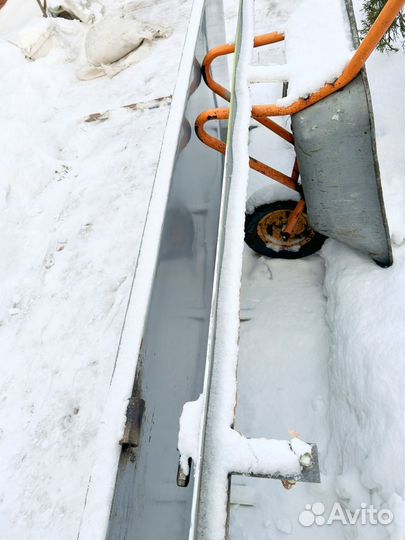 Дверь входная металлическая