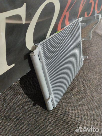Радиатор кондиционера Hyundai I40 2010