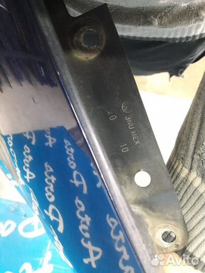 Фольксваген Гольф 6 крыло переднее правое 2008-12г