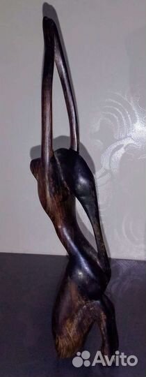 Деревянные статуэтка