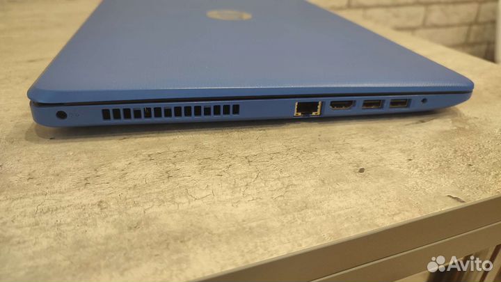 Ноутбук HP 15-bw065ur
