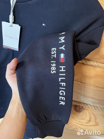 Спортивный костюм новый Tommy Hilfiger 164