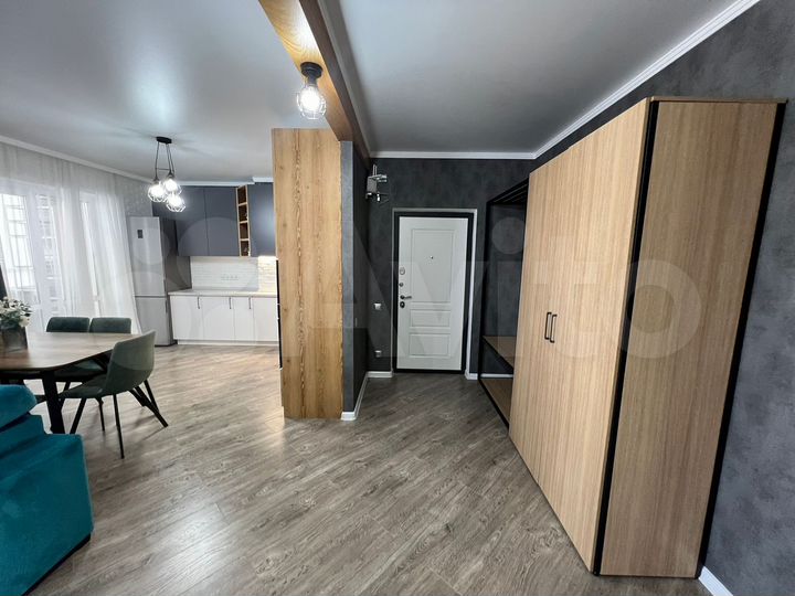 2-к. квартира, 58 м², 9/12 эт.