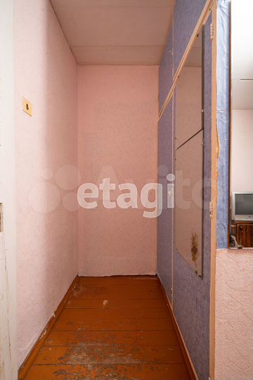 Комната 12 м² в 4-к., 4/9 эт.