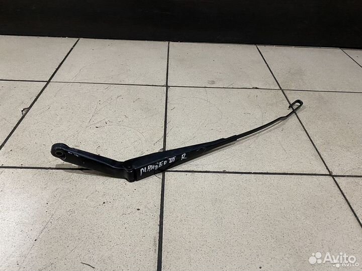 Поводок дворника правый Ford Mondeo 3