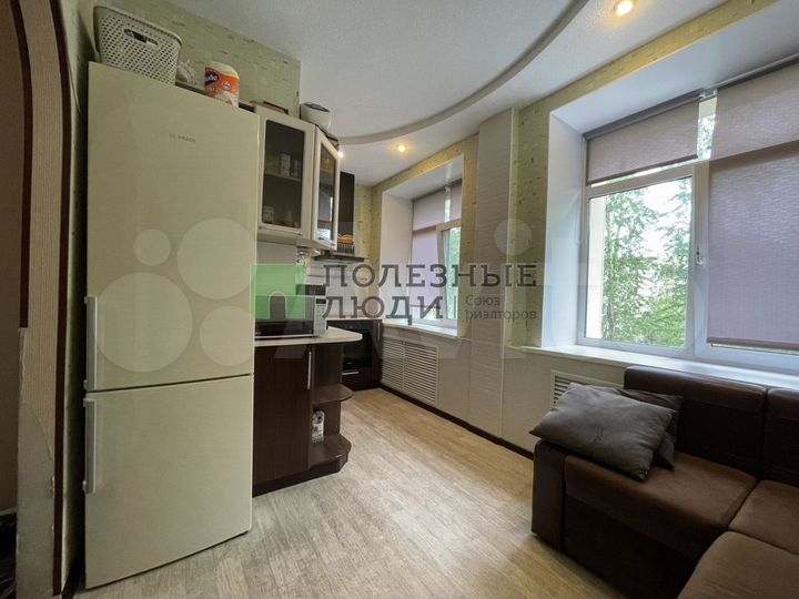 2-к. квартира, 50 м², 2/3 эт.