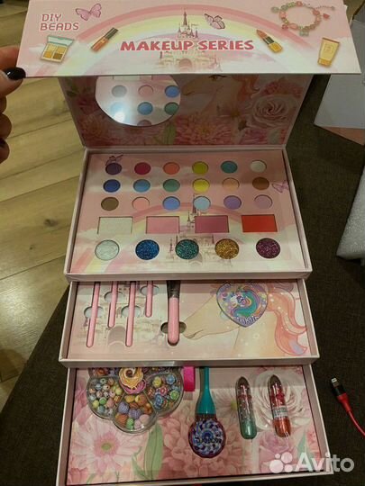 Детская косметика в кейсе