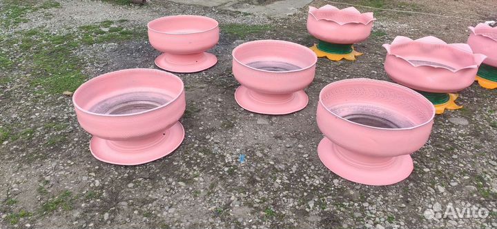 Клумбы для цветов и декоративных деревьев