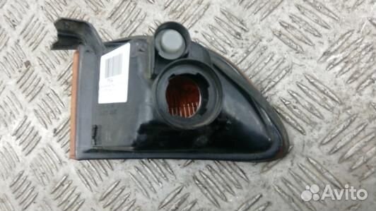 Поворотник фары правый mitsubishi galant 8 (15N34M