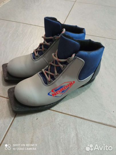 Лыжные ботинки 36-й размер