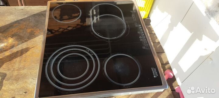 Варочная панель электрическая Hotpoint Ariston