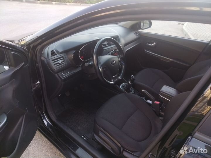 Kia Rio 1.6 МТ, 2015, 108 000 км