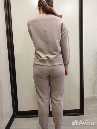 Костюм спортивный