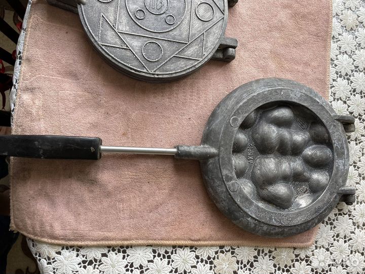 Вафельница СССР, формочки для орехов