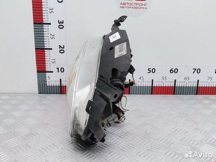 Фара передняя для Peugeot-Citroen Picasso 620837