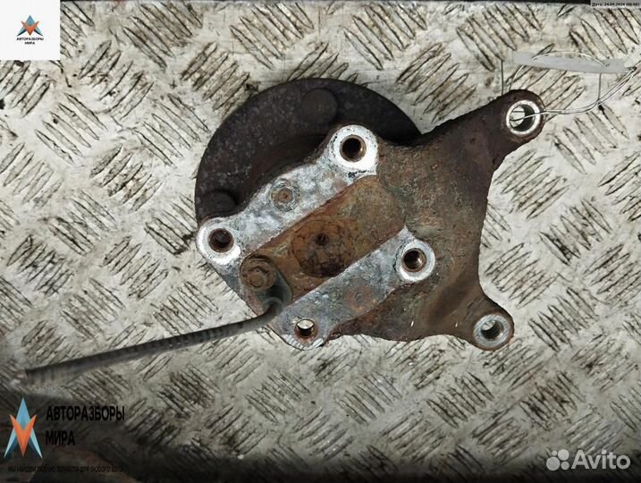 Ступица задняя левая Ford Focus рест. 2004