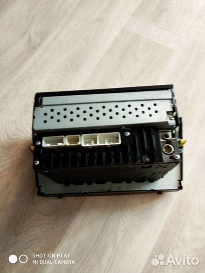 Магнитолла