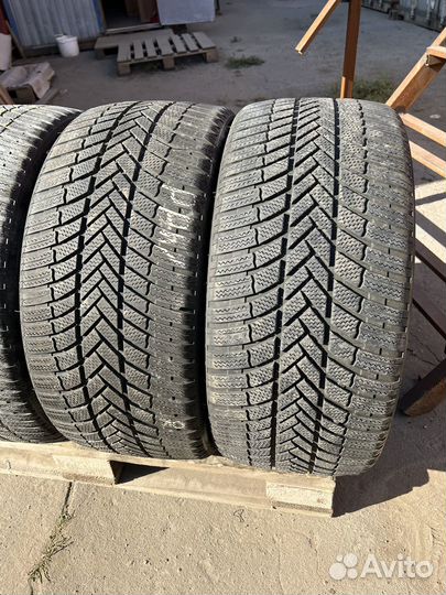 Bridgestone Blizzak LM-005 265/40 R21