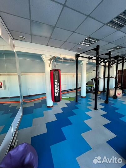 Груша и другой инвентарь для бокса