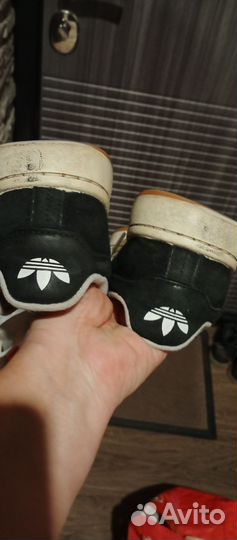 Кроссовки Адидас