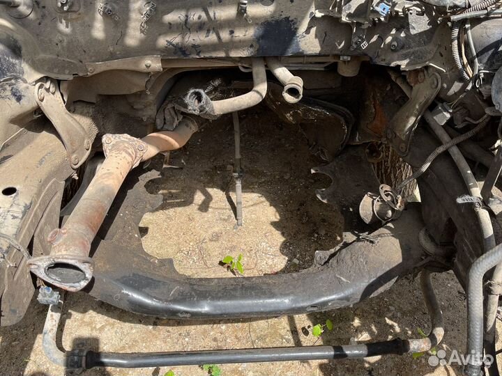 Подрамник audi a6 с5