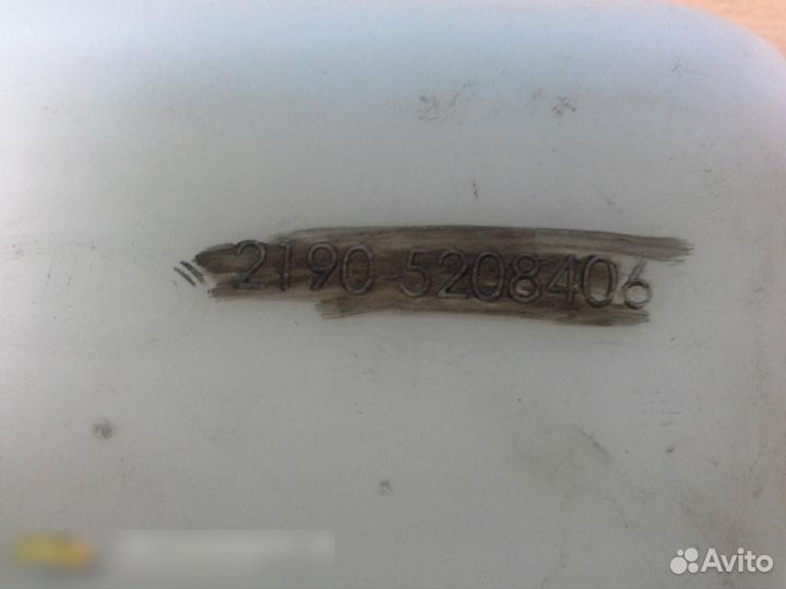 Бачок омывателя лобового стекла VAZ LADA Granta 20