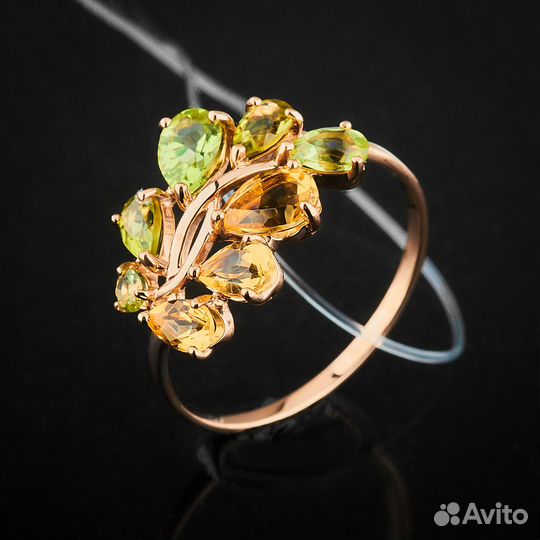 Кольцо из красного золота с цитринами и хризолитам